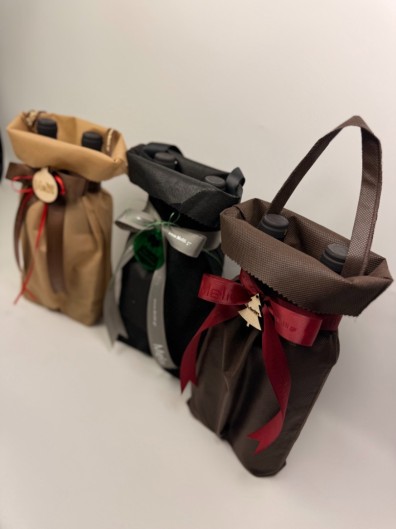 Υφασμάτινο πουγκί δώρου για δύο φιάλες κρασί Υφασμάτινο πουγκί δώρου για δύο φιάλες κρασί