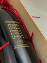 Secretum – Συλλεκτική Φιάλη  2020 Magnum 1,5 lit. Σε ξύλινο Κουτί 