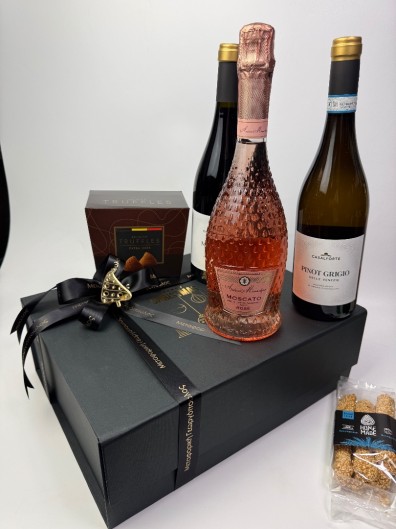 Μαύρο κουτί με ιταλικά κρασιά και βελγικές τρούφες